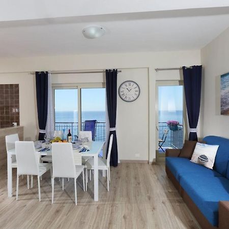 Apartmán Il Cavalluccio Marino Santa Teresa Di Riva Exteriér fotografie