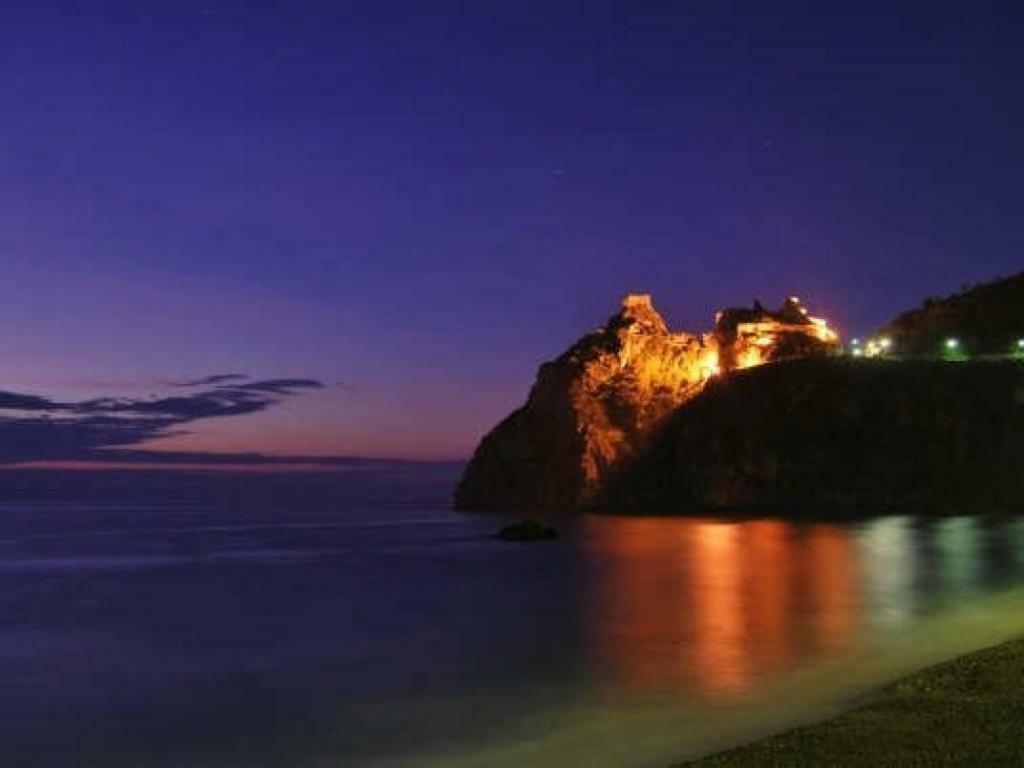 Apartmán Il Cavalluccio Marino Santa Teresa Di Riva Exteriér fotografie