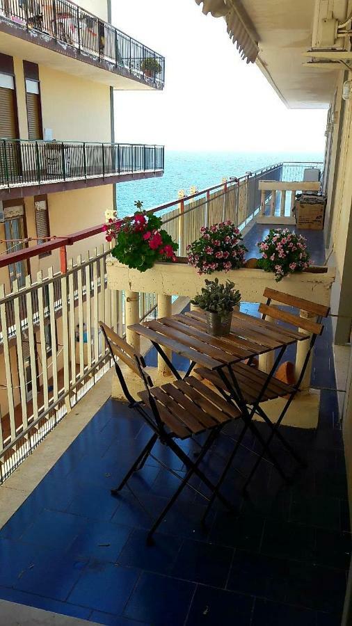 Apartmán Il Cavalluccio Marino Santa Teresa Di Riva Exteriér fotografie